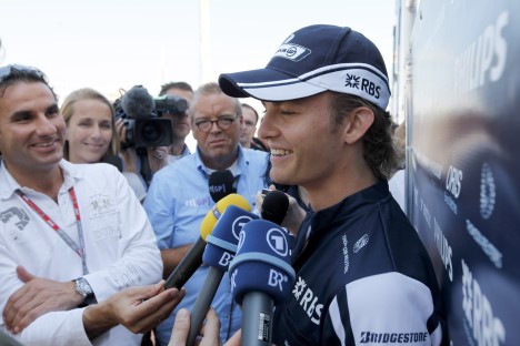 Nico Rosberg satte hurtigste tid, hvilket skabte stor interesse omkring den unge tysker.